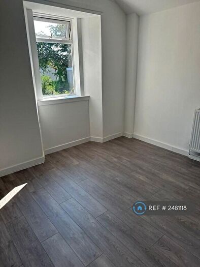 4 Bedroom Semi-Detached House To Rent In Carenwath Road, Carluke, ML8