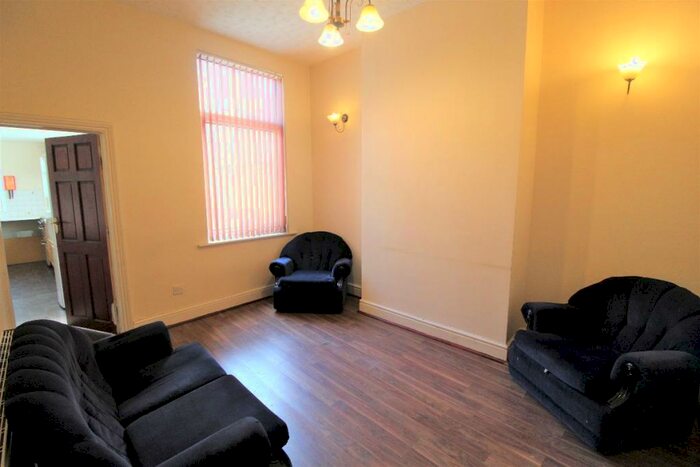 3 Bedroom Terraced House To Rent In Henderson Street, Preston, PR1