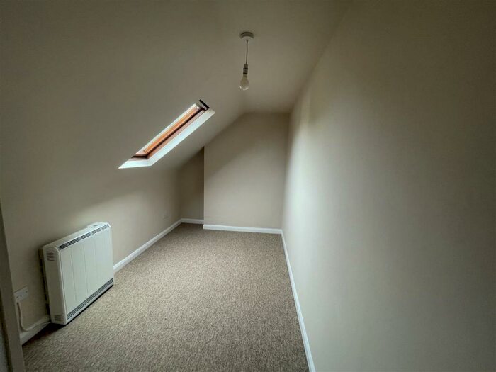 1 Bedroom Flat To Rent In Elmdale Road Clifton Bristol, BS8