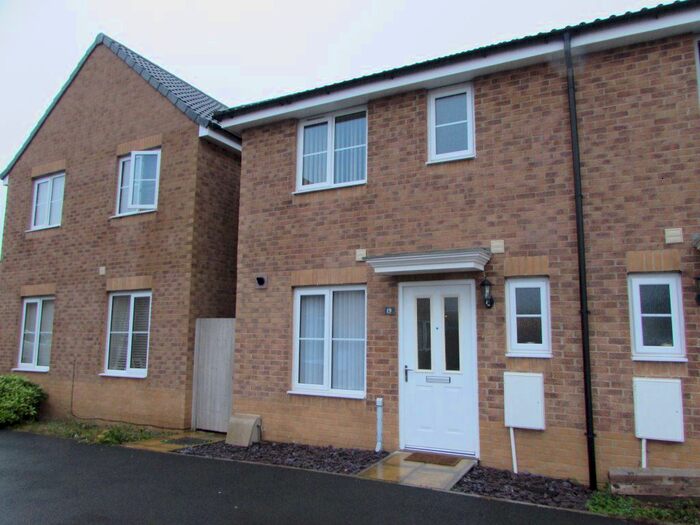 3 Bedroom Property To Rent In Llys Tredwr, Waterton, Bridgend CF31