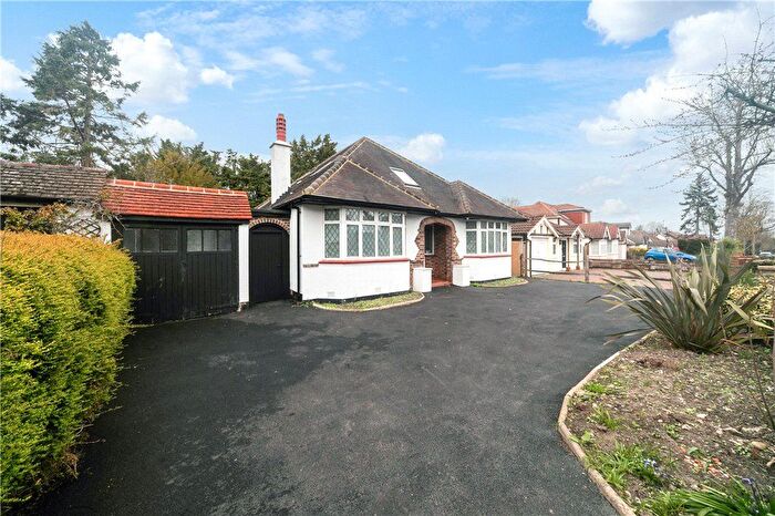 4 Bedroom Bungalow For Sale In Orchard Avenue, Croydon, CR0