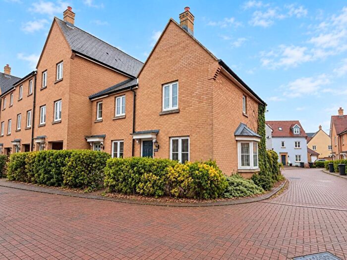 2 Bedroom End Of Terrace House For Sale In Kirk Way, Colchester, CO4