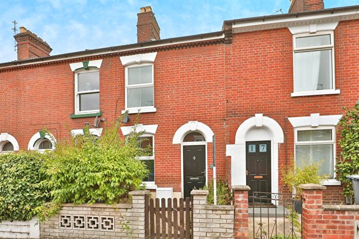 3 Bedroom Terraced House For Sale In Carshalton Road, Norwich, NR1