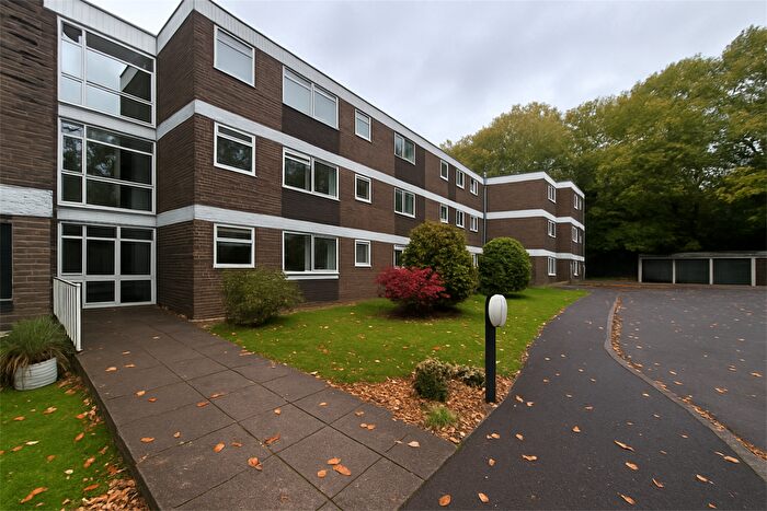 2 Bedroom Flat For Sale In Branksome Wood Road, BH2