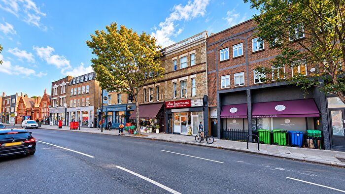 1 Bedroom Flat To Rent In Fulham High Street, London, SW6