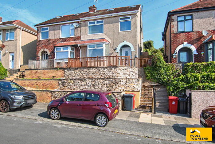 3 Bedroom Semi-Detached House For Sale In Boonwell Grove, Barrow-in-furness, LA13