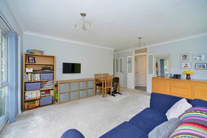 2 Bedroom Apartment To Rent In Peperharow Road, Godalming, GU7