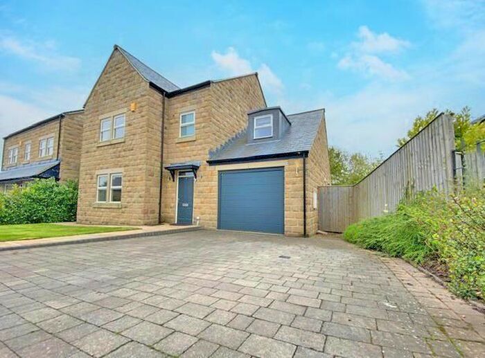 5 Bedroom Detached House To Rent In Willow Gardens, Harrogate, HG2