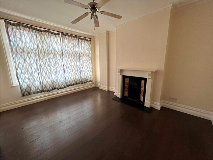 3 Bedroom Terraced House To Rent In Arnold Gardens, London, N13