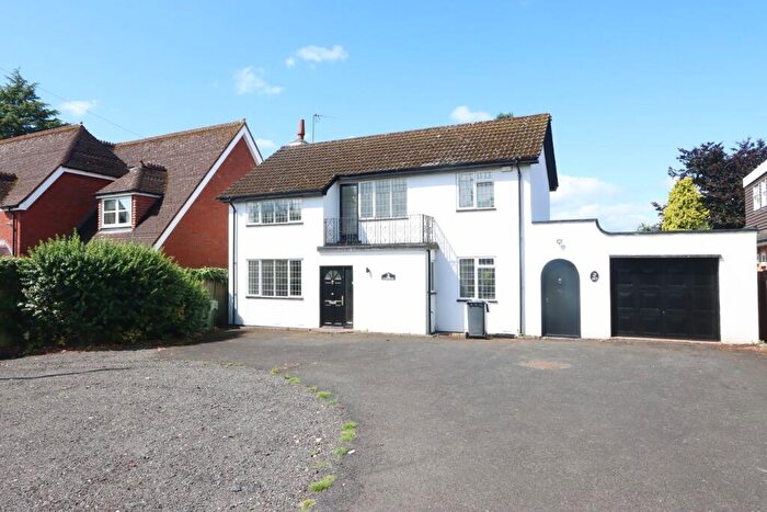 3 Bedroom Detached House To Rent In Worcester Road, Hagley, Stourbridge, DY9