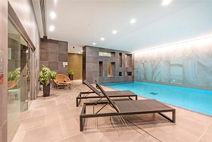 1 Bedroom Apartment For Sale In Kidderpore Avenue, London, NW3