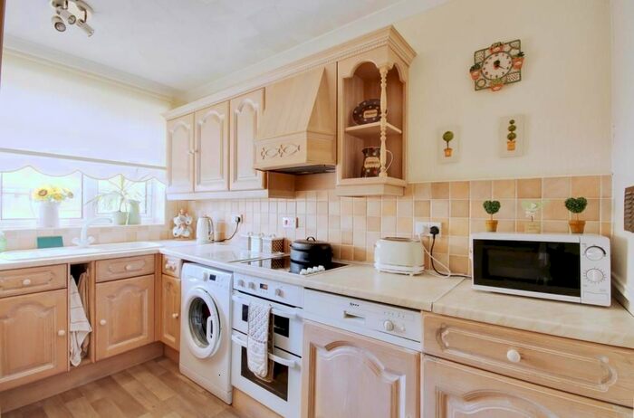 3 Bedroom Terraced House To Rent In Whybridge Close, Rainham, Essex, United Kingdom, RM13