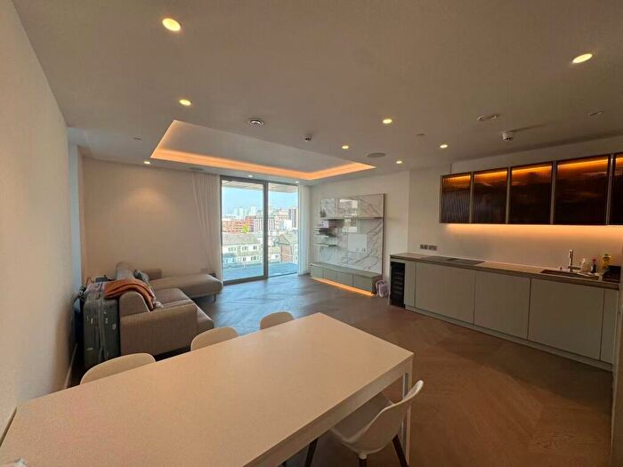 2 Bedroom Apartment To Rent In Apartment, Minories, London, EC3N