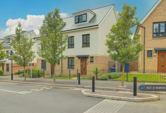 3 Bedroom Semi-Detached House To Rent In Great High Ground, St. Neots, PE19