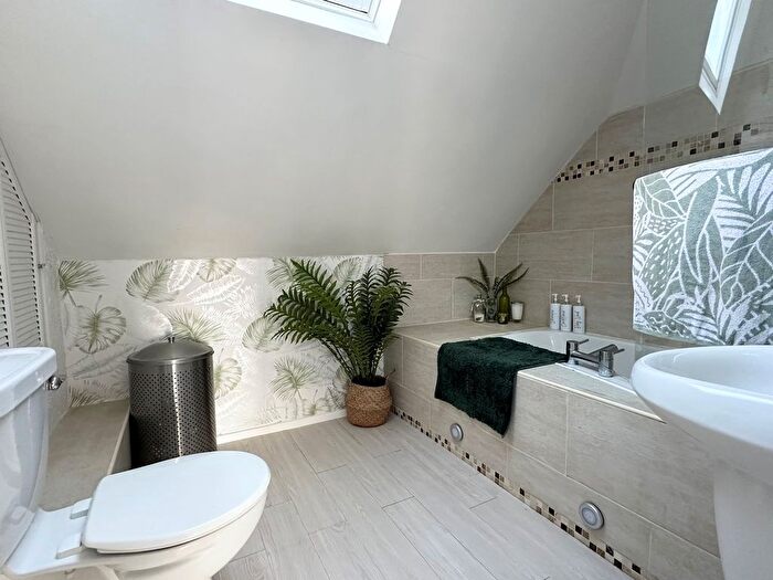 5 Bedroom Detached House For Sale In Collington Grove, Bexhill-On-Sea, TN39
