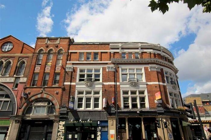 Studio To Rent In Shoreditch High Street, London, E1