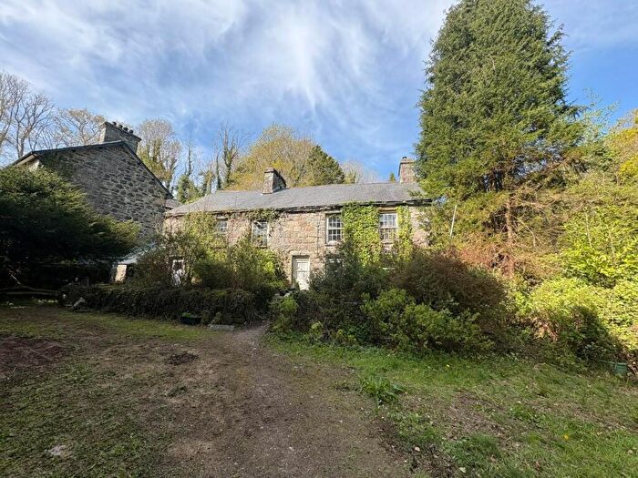 4 Bedroom Detached House For Sale In Llanfrothen, Penrhyndeudraeth, LL48