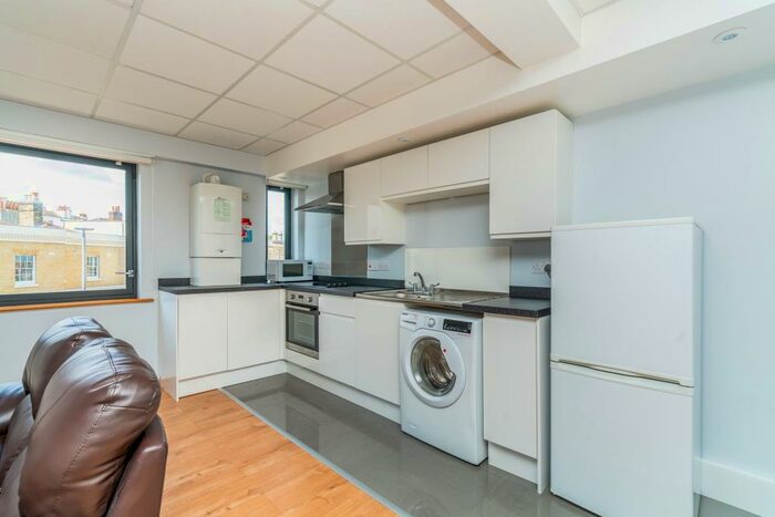 Apartment To Rent In London Road, Southampton, SO15