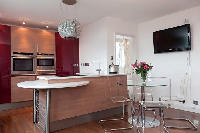 1 Bedroom Flat For Sale In Huguenot House, Oxendon Street, London, SW1Y