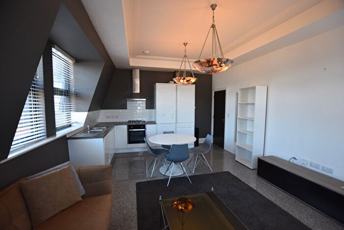 2 Bedroom Flat To Rent In Broadway, City Centre, Peterborough, PE1