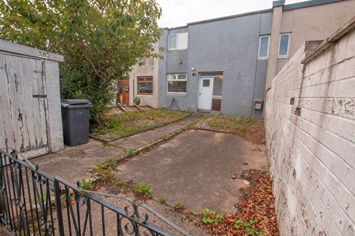 2 Bedroom Detached House For Sale In Megginch Place, Glenrothes, KY7