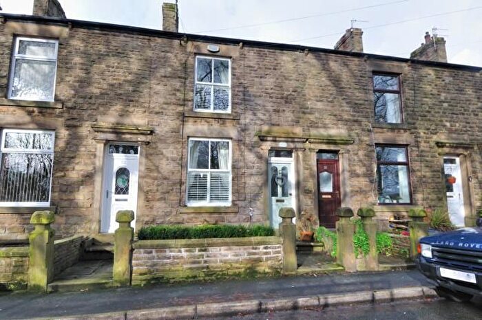 2 Bedroom Terraced House To Rent In High Lea Road, New Mills, High Peak, Derbyshire, SK22