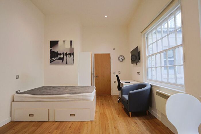 Studio To Rent In Harford House, Frogmore Street, Bristol, BS1