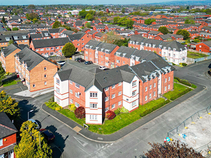 2 Bedroom Flat For Sale In Ceres Chase, Farnworth, BL4