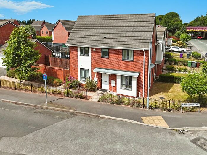 3 Bedroom End Of Terrace House For Sale In Constantine Way, Bilston, WV14