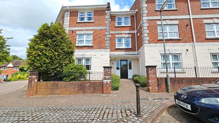 1 Bedroom Flat To Rent In Knightsbridge House, St Lukes Square, Guildford, GU1