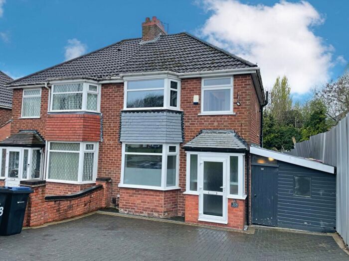 3 Bedroom Semi-Detached House To Rent In Broad Lane, Birmingham, B14