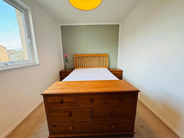 2 Bedroom Flat To Rent In Headland Court, Garthdee, Aberdeen, AB10