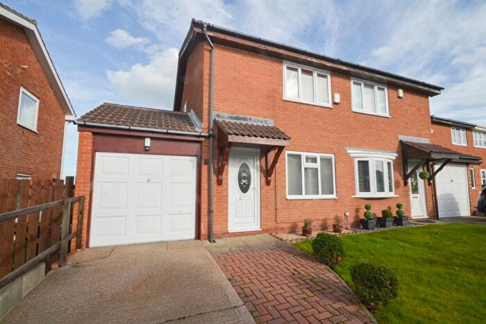 2 Bedroom Semi-Detached House To Rent In Fulmar Walk, Whitburn, SR6