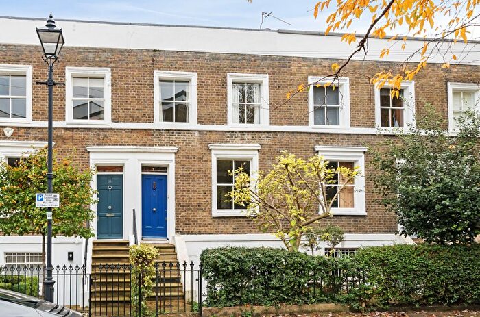 3 Bedroom Terraced House For Sale In Trigon Road, London, SW8