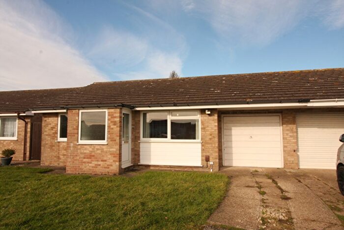 2 Bedroom Bungalow To Rent In Newlands, Dover, CT16
