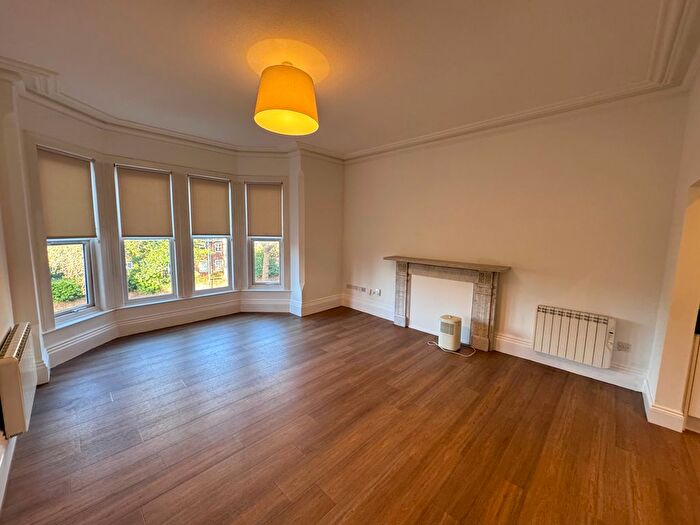2 Bedroom Flat To Rent In Mapperley Road, Nottingham, NG3