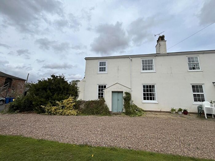 2 Bedroom Apartment To Rent In Paddock View, Croxby Top, LN7