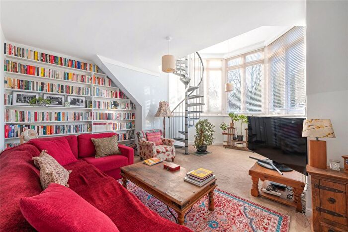 4 Bedroom Flat For Sale In Crystal Palace Park Road, Sydenham, London, SE26