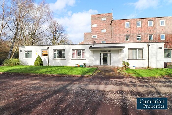 1 Bedroom Flat For Sale In Balmoral Court, Etterby, Carlisle, CA3