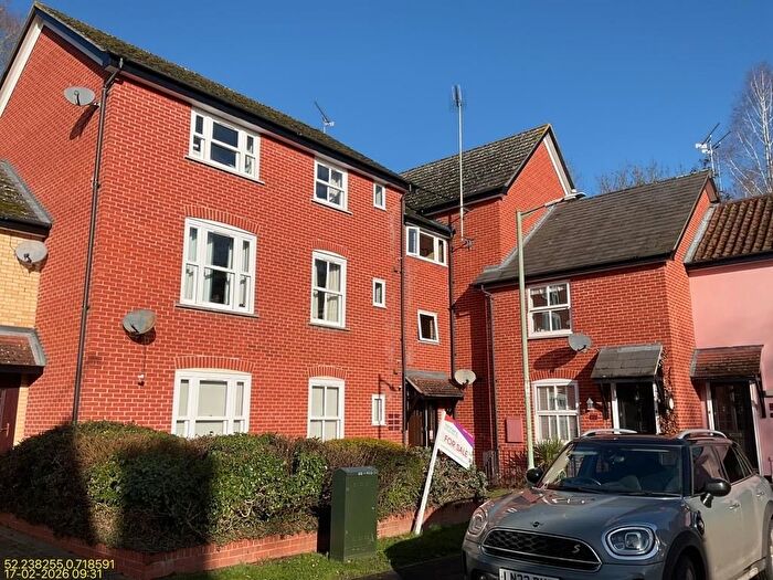 2 Bedroom Flat For Sale In Tannery Drive, Bury St. Edmunds, IP33