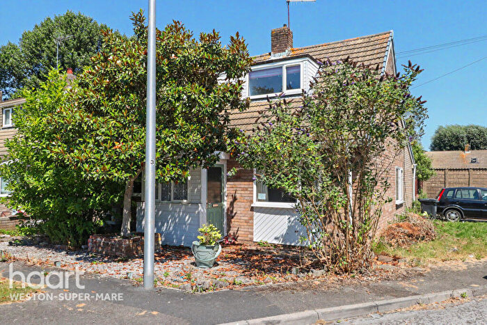 4 Bedroom Detached House For Sale In Dunster Crescent, Weston-Super-Mare, BS24
