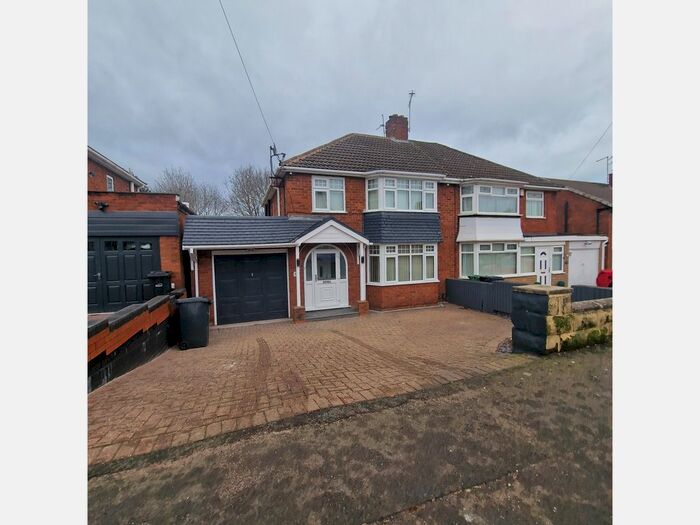 3 Bedroom Property To Rent In Hockley Road, Coseley, Bilston, WV14