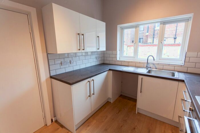 1 Bedroom Flat To Rent In Willoughby Road, L22