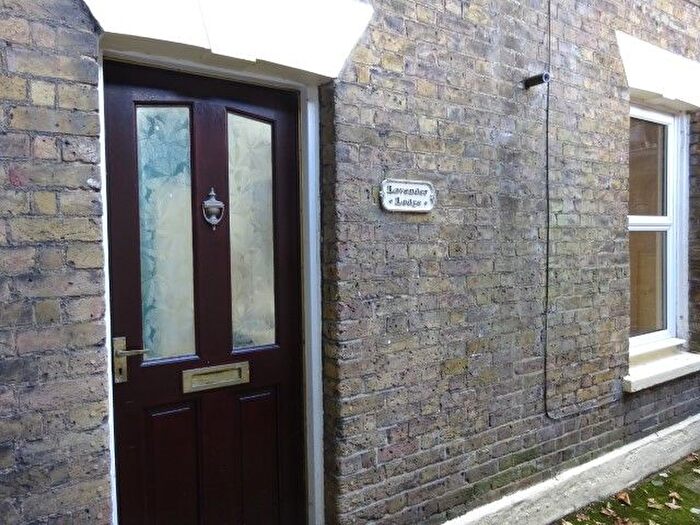 Studio To Rent In High Street, Chatham, ME4