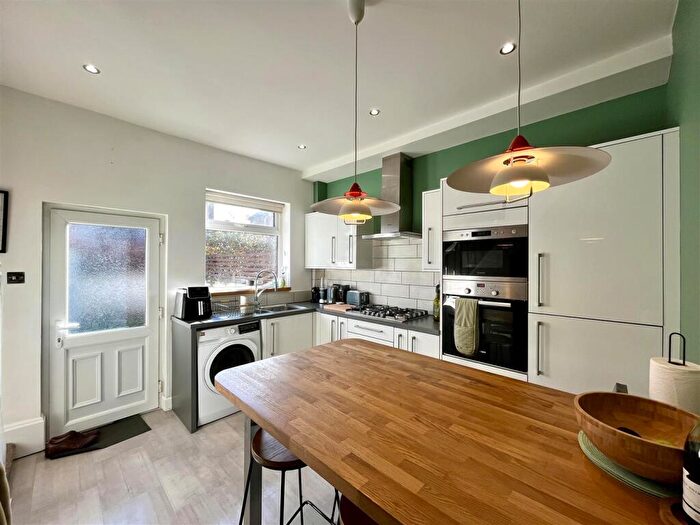 2 Bedroom End Of Terrace House To Rent In Harley Road, Sale, M33