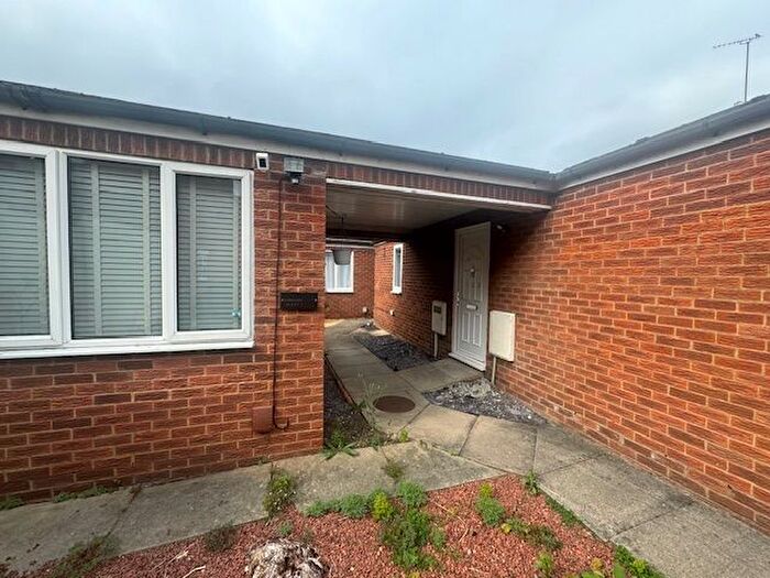 1 Bedroom Bungalow To Rent In Derby Road, Northampton, NN1