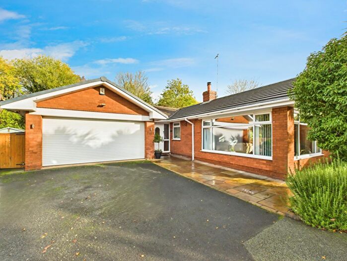 4 Bedroom Detached Bungalow For Sale In Mercer Road, Haydock, WA11