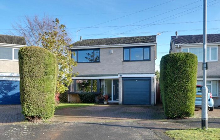 4 Bedroom Detached House For Sale In Leys Close, Barrowby, Grantham, Lincs, NG32