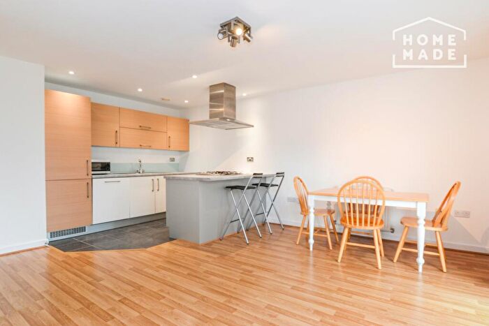1 Bedroom Flat To Rent In Merchant Street, Mile End, E3
