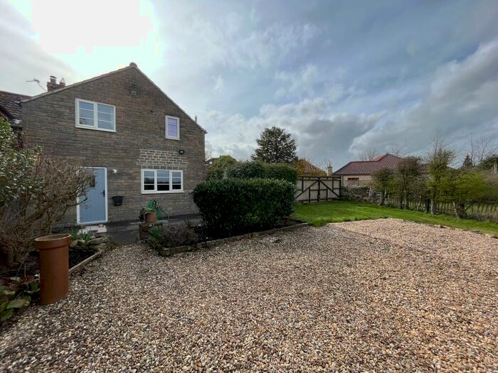 2 Bedroom Cottage To Rent In High Street, Waltham-on-the-Wolds, LE14